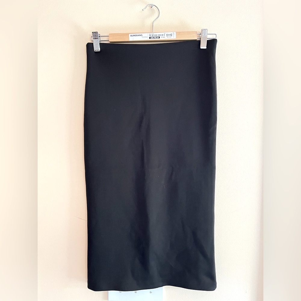 New without tag H&M pencil skirt with zip